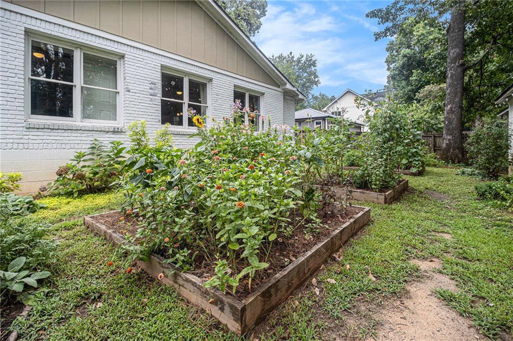 1347 Dorothy Drive Decatur, GA 30030 - Photo 33 of 38