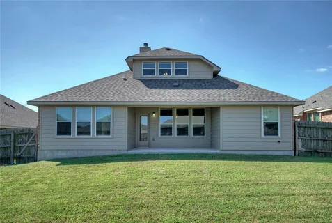 $2,700 | 18413 Falcon Pointe Boulevard, Pflugerville, TX 78660