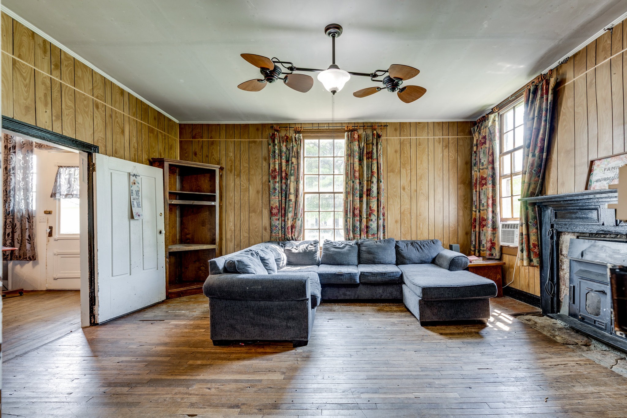 2012 Hoovers Road Duck River, TN 38454 - Photo 14 of 48 a living room with furniture fireplace and flat screen tv