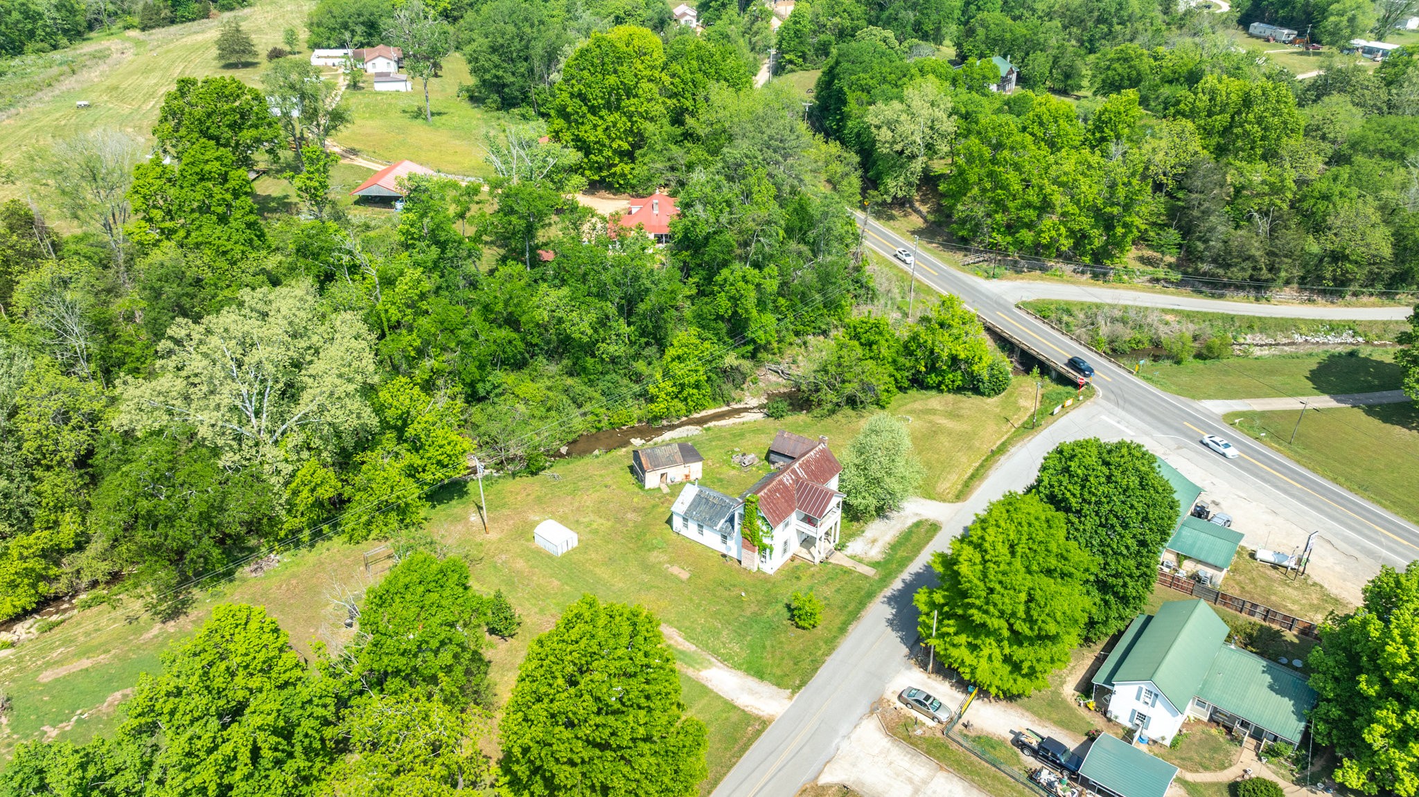 2012 Hoovers Road Duck River, TN 38454 - Photo 44 of 48 a view of statue with green space