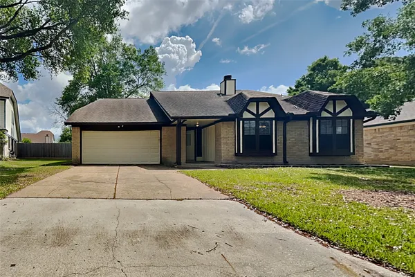 $2,000 | 15022 Ringfield Drive, Houston, TX 77084