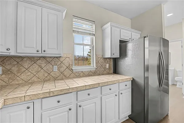 $265,000 | 5245 Overland Drive, Unit B25, Lawrence, KS 66049