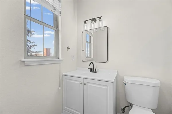 $265,000 | 5245 Overland Drive, Unit B25, Lawrence, KS 66049