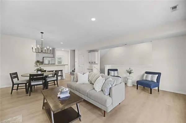 $265,000 | 5245 Overland Drive, Unit B25, Lawrence, KS 66049