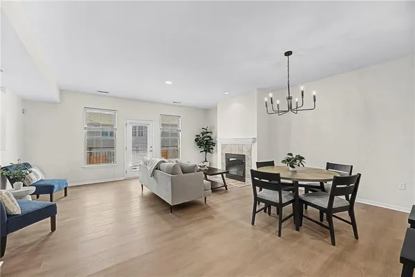 $265,000 | 5245 Overland Drive, Unit B25, Lawrence, KS 66049