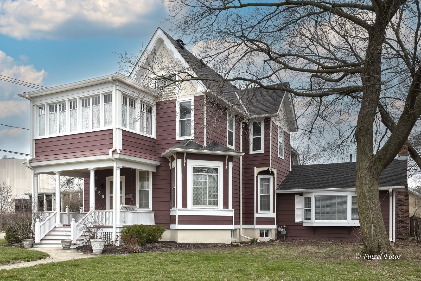 859 North Spring Street Elgin, IL 60120 - Photo 1 of 25