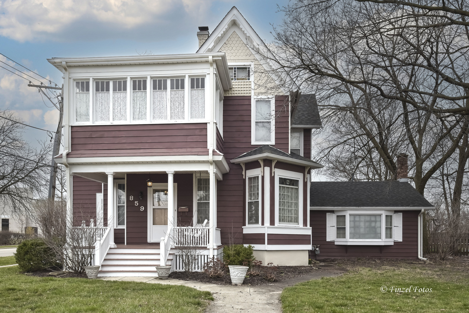 859 North Spring Street Elgin, IL 60120 - Photo 2 of 25