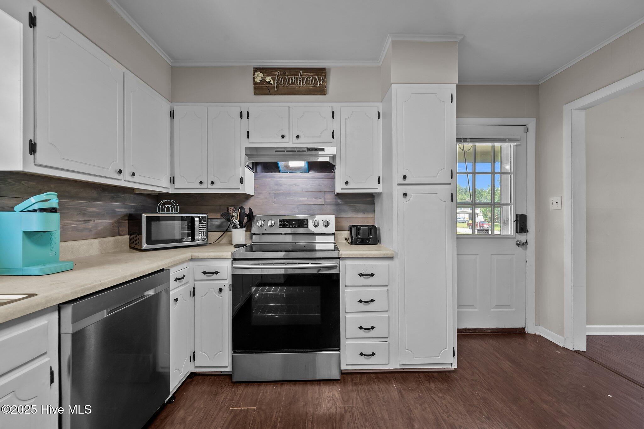 102 Mercer Road Jacksonville, NC 28546 - Photo 32 of 53 16-web-or-mls-_RAD0039