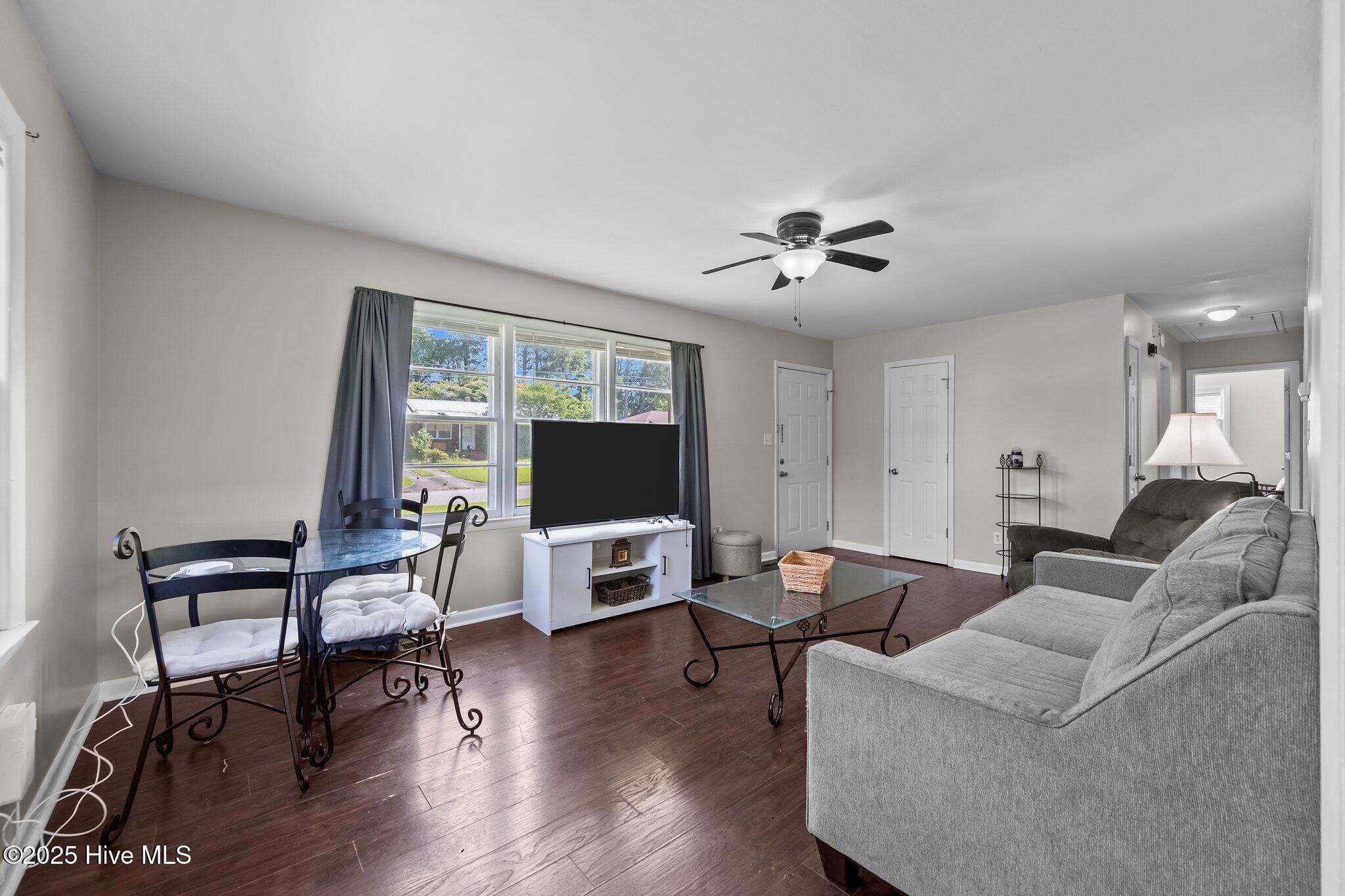 102 Mercer Road Jacksonville, NC 28546 - Photo 8 of 53 7-web-or-mls-_RAD0006