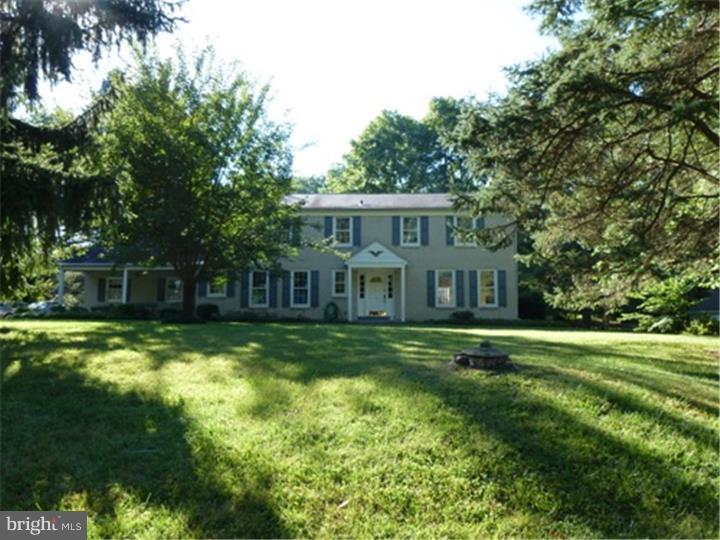 1036 Tenby Road Berwyn, PA 19312 - Photo 2 of 24