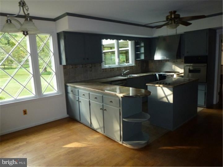 1036 Tenby Road Berwyn, PA 19312 - Photo 9 of 24