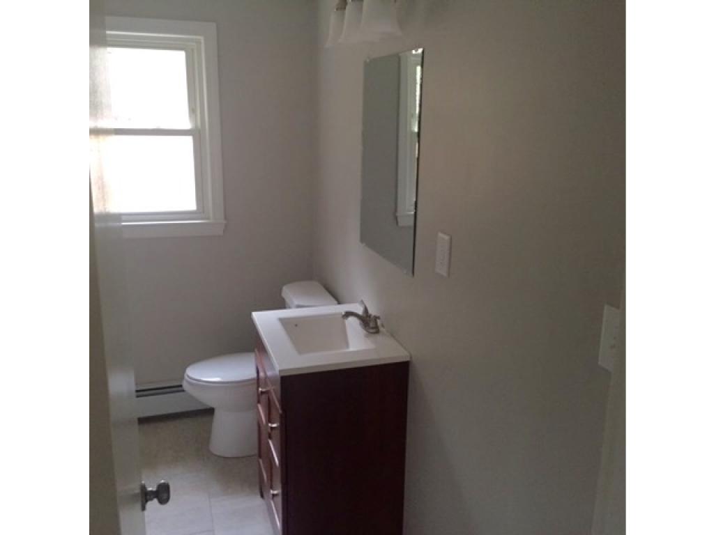 145 Back River Road Bedford, NH 03110 - Photo 6 of 10