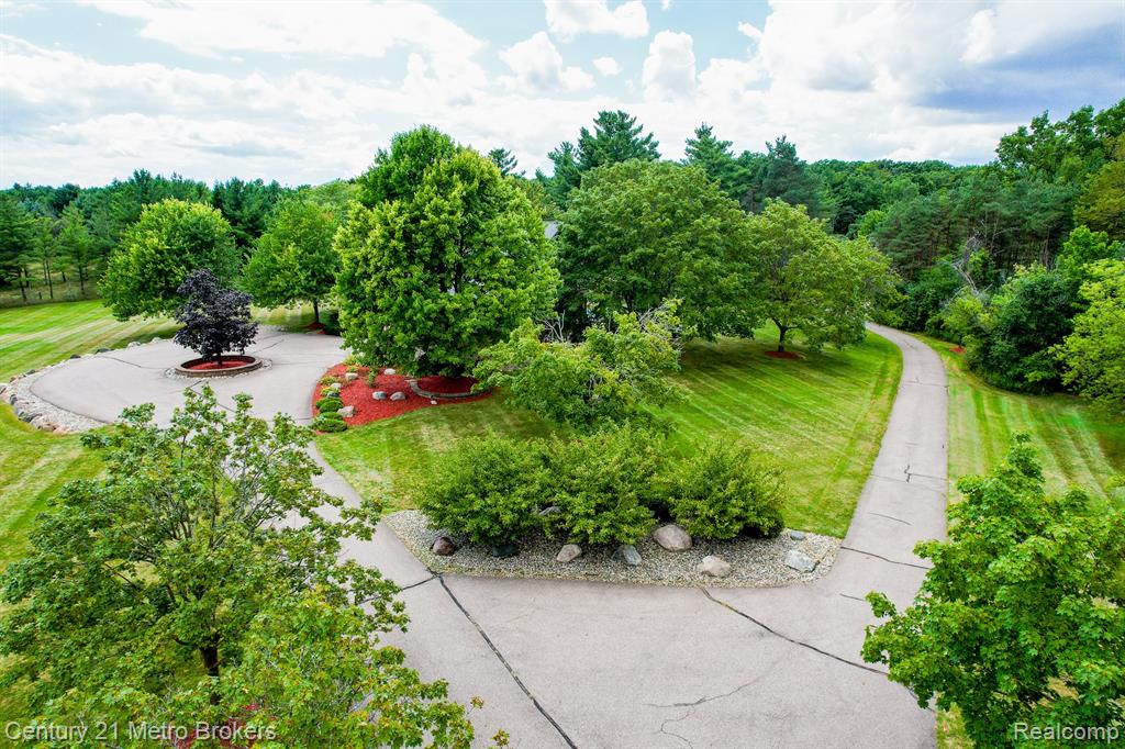 3052 South State Road Davison, MI 48423 - Photo 10 of 52
