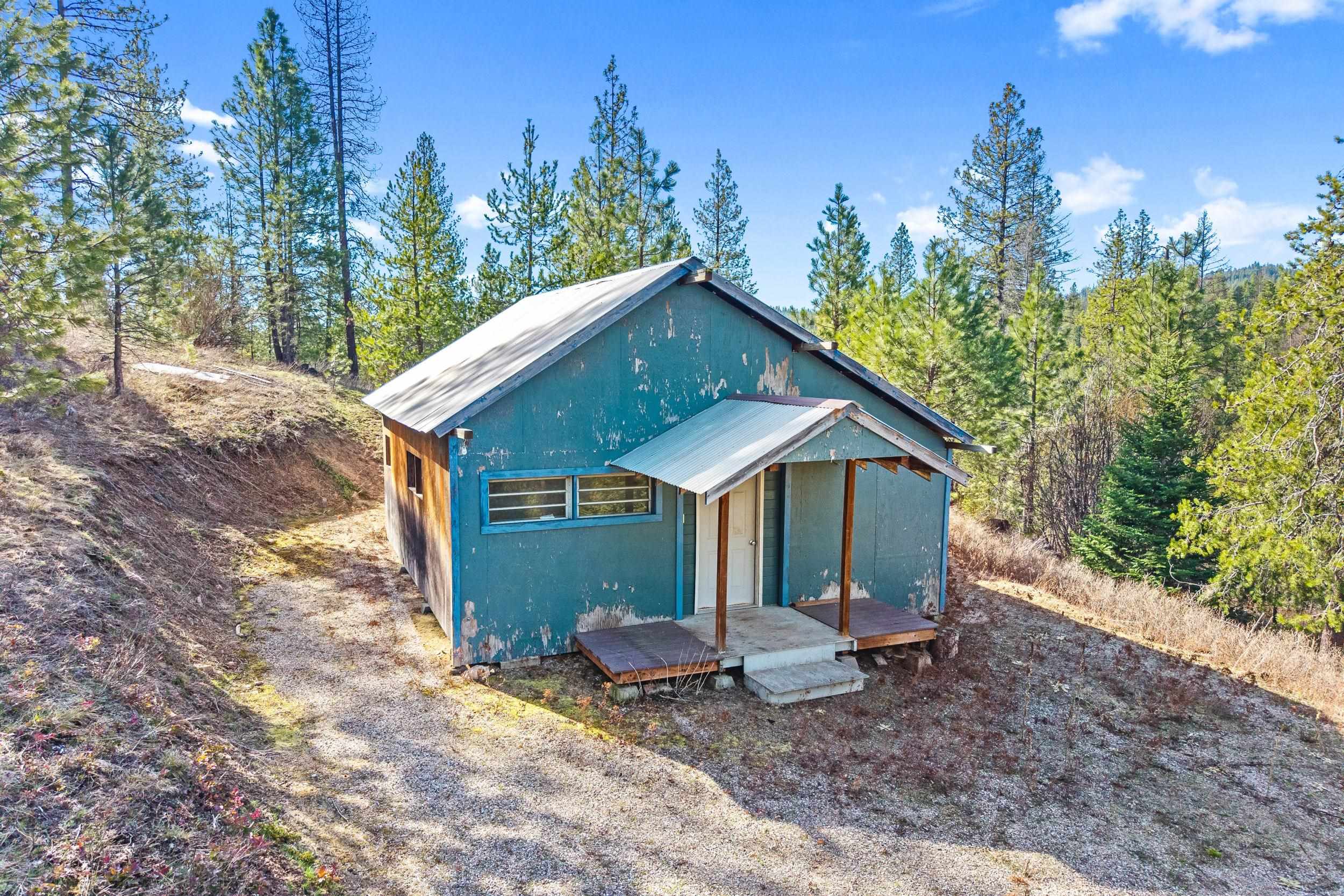 5324 Olinger Road Springdale, WA 99173 - Photo 1 of 36
