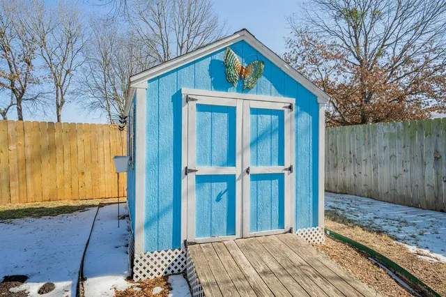 $274,500 | 814 Braewood Circle, Lindale, TX 75771