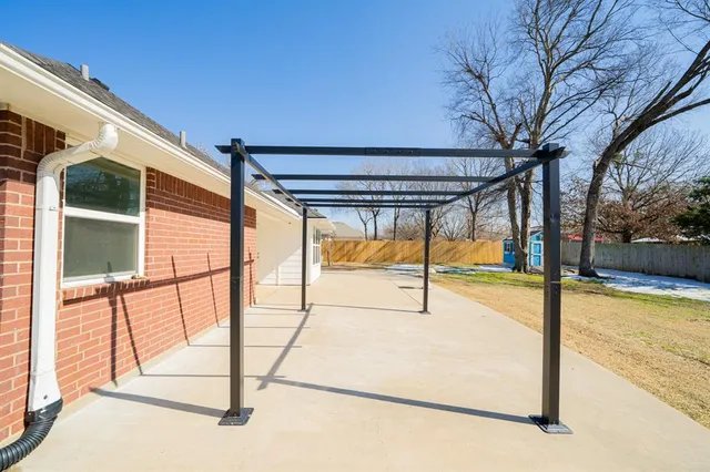 $274,500 | 814 Braewood Circle, Lindale, TX 75771