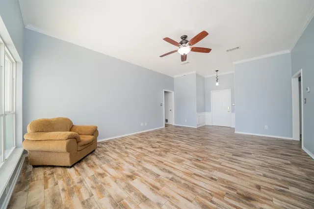 $274,500 | 814 Braewood Circle, Lindale, TX 75771