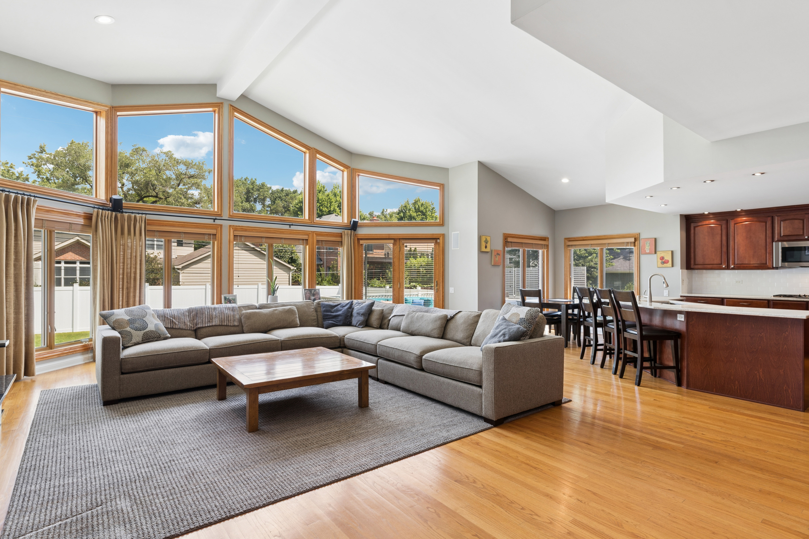 2532 Illinois Road Northbrook, IL 60062 - Photo 15 of 34 Gallery Image 15