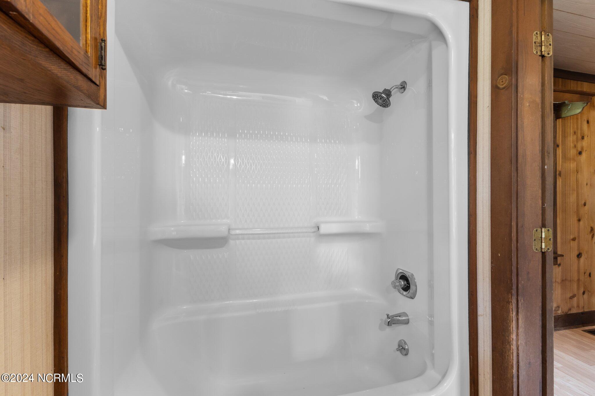 157 Airbase Road Atlantic, NC 28511 - Photo 27 of 49 Main Bedroom Bath