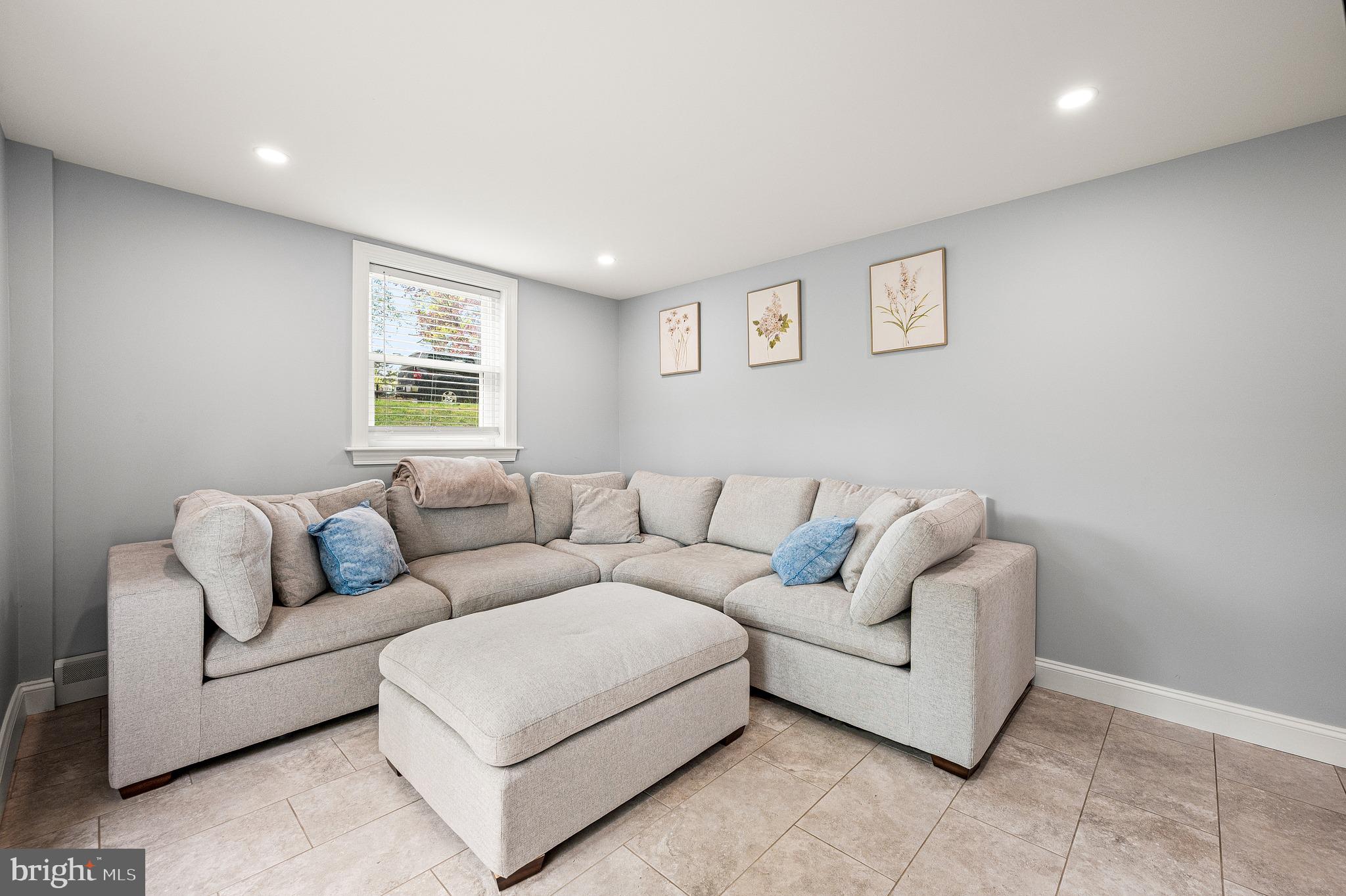 33 Ruby Road Chadds Ford, PA 19317 - Photo 12 of 35 Recessed Lighting