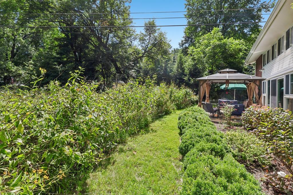 2301 Marbury Road Pittsburgh, PA 15221 - Photo 46 of 47 Gallery Image 46