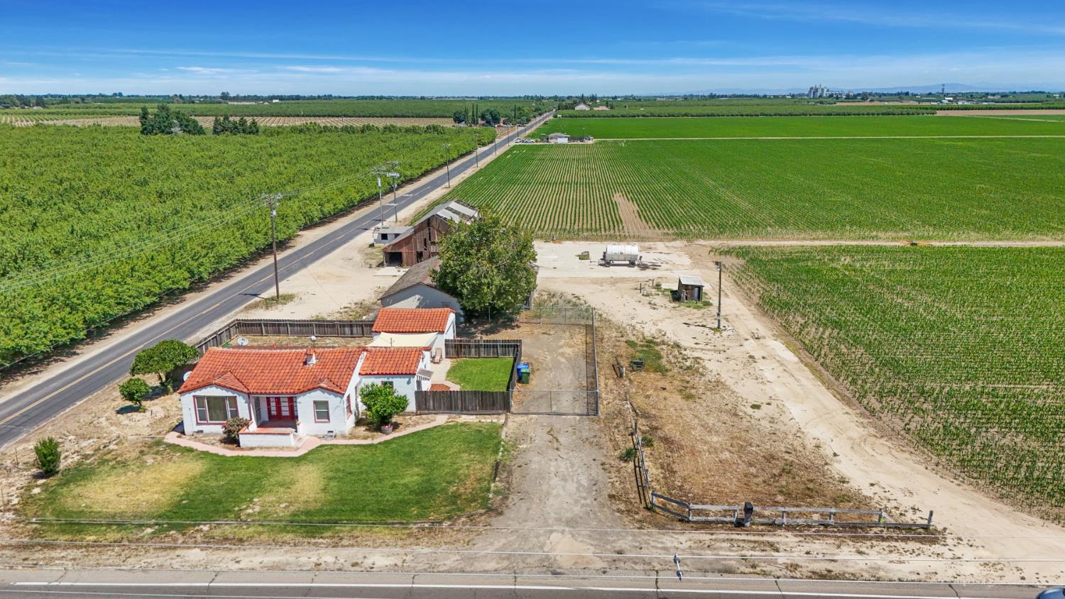 719 West Taylor Road Turlock, CA 95382 - Photo 11 of 17 719 W. Taylor Road, Turlock CA 98382