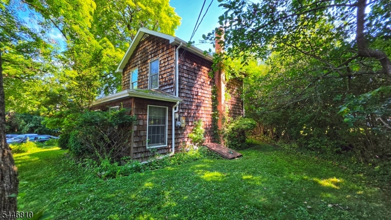 57 Grove Street Chester, NJ 07930 - Photo 2 of 7