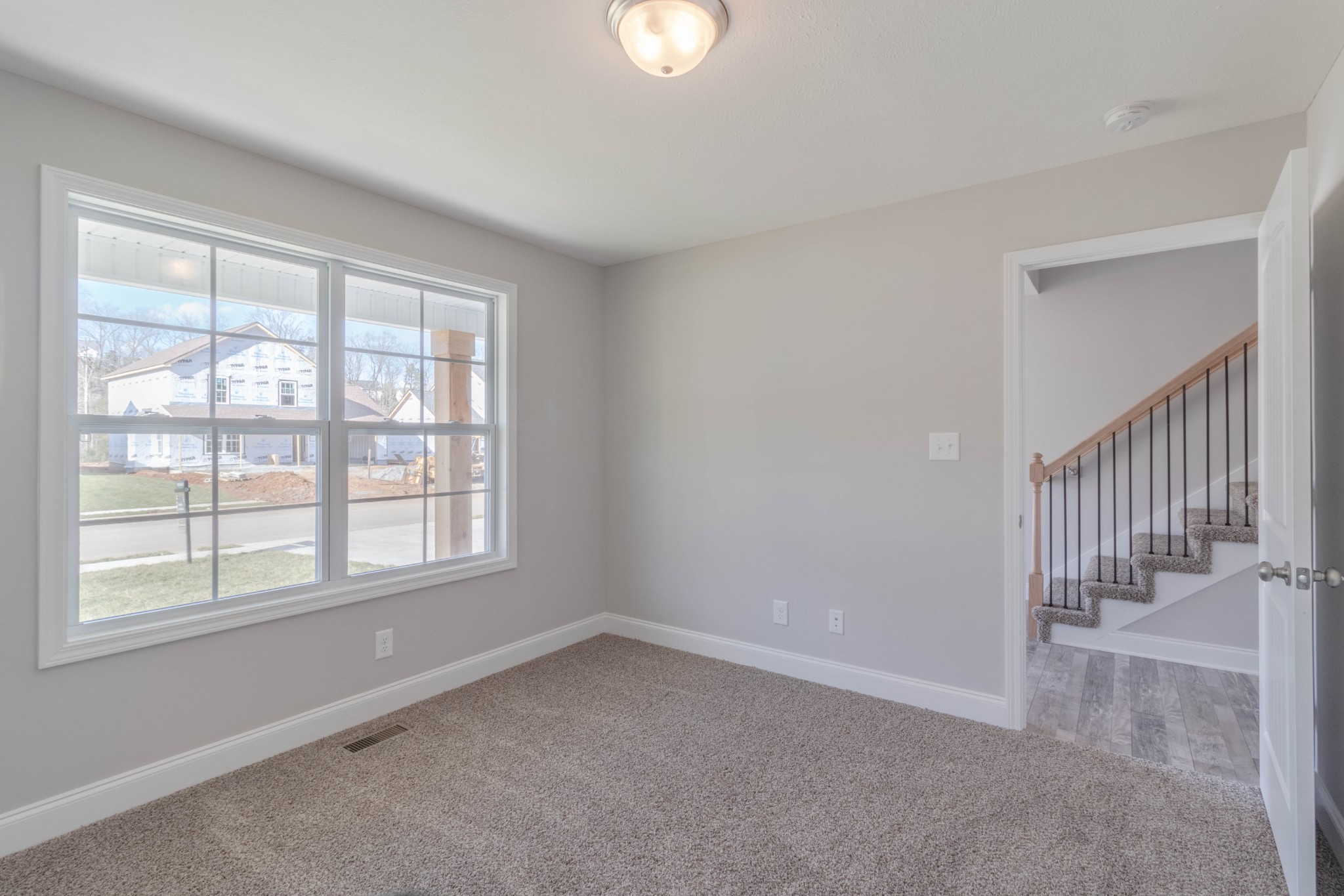1688 Rains Road Clarksville, TN 37042 - Photo 15 of 32 a view of an empty room with a window