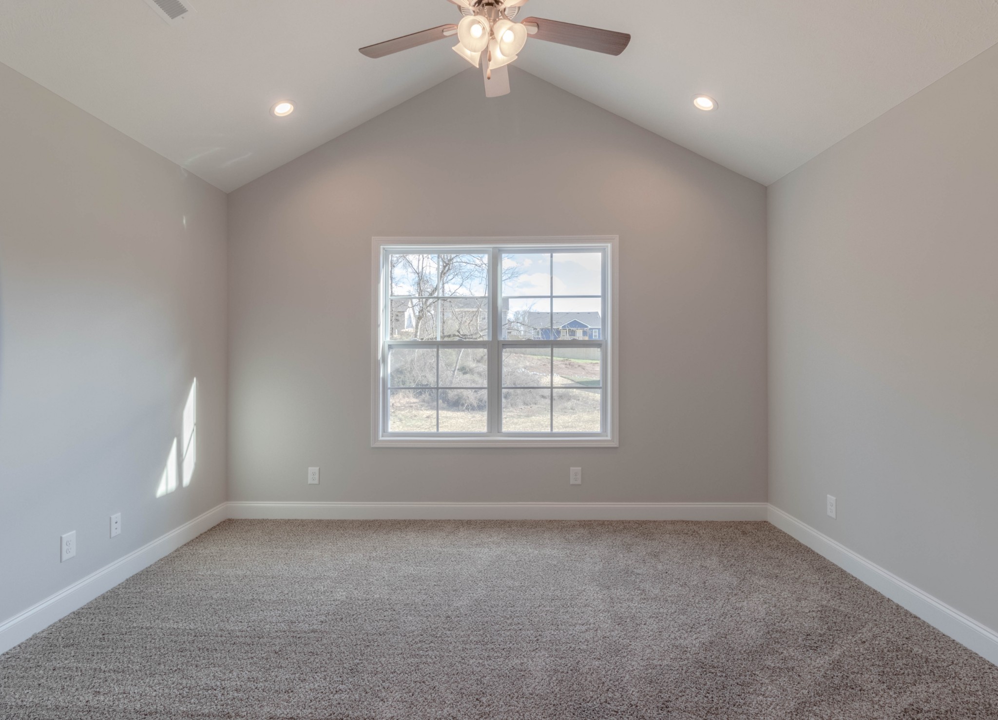 1688 Rains Road Clarksville, TN 37042 - Photo 17 of 32 an empty room with a window