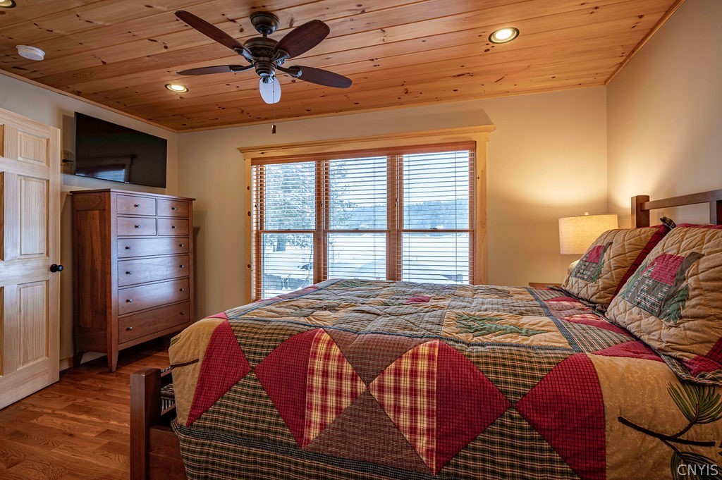 75 Rocky Point Lane Inlet, NY 13360 - Photo 8 of 25 Downstairs Guest Bedroom