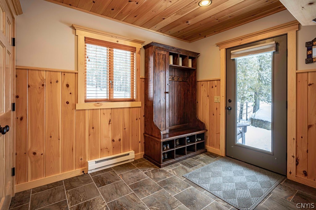 75 Rocky Point Lane Inlet, NY 13360 - Photo 10 of 25 Foyer