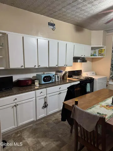 $330,000 | 331 2nd Street, Troy, NY 12180