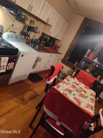 $330,000 | 331 2nd Street, Troy, NY 12180