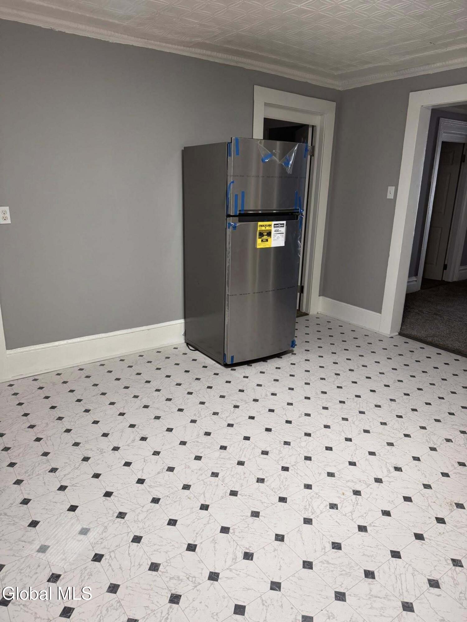 331 2nd Street Troy, NY 12180 - Photo 4 of 42 4