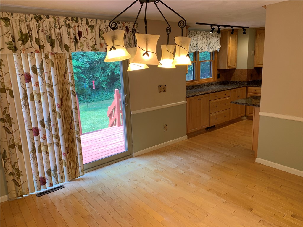 236 Old Forge Road, Unit 4 Warwick, RI 02818 - Photo 16 of 38 Dining Room2