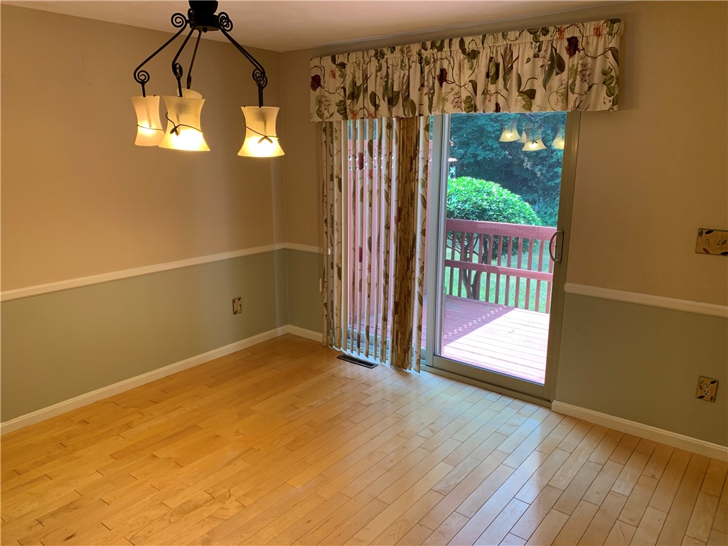236 Old Forge Road, Unit 4 Warwick, RI 02818 - Photo 17 of 38 Dining Room3