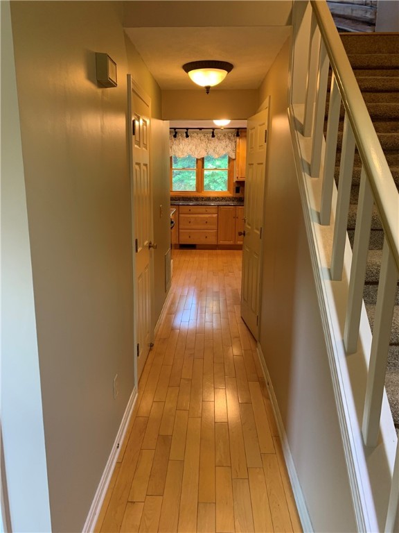 236 Old Forge Road, Unit 4 Warwick, RI 02818 - Photo 24 of 38 Entry Hallway