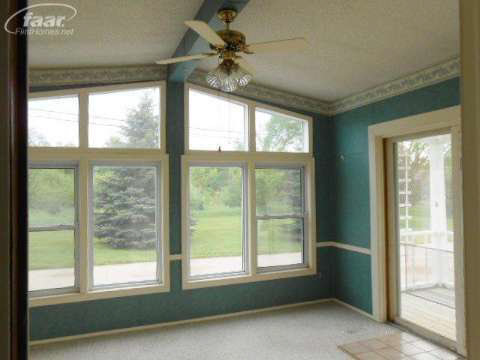 5172 North Webster Road Flint, MI 48504 - Photo 14 of 24 20403897-13.JPG