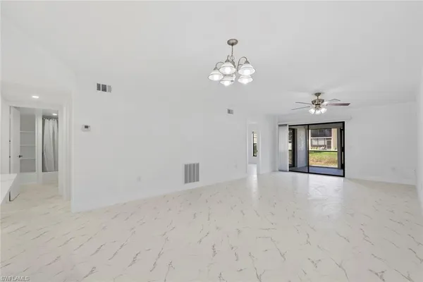 $2,000 | 151 Cypress Way East, Unit D3, Naples, FL 34110