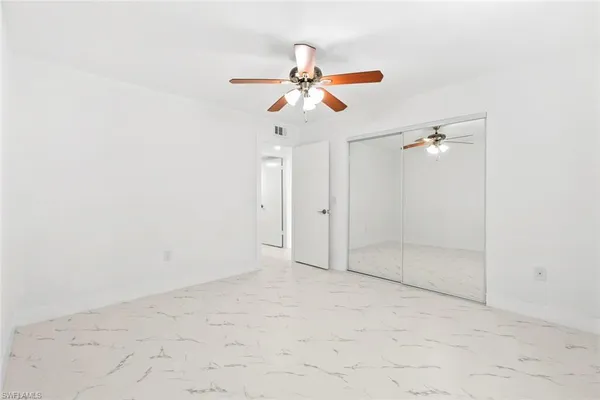 $2,000 | 151 Cypress Way East, Unit D3, Naples, FL 34110