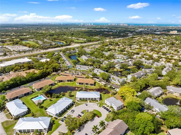 $2,000 | 151 Cypress Way East, Unit D3, Naples, FL 34110