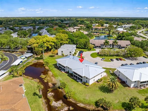 $2,000 | 151 Cypress Way East, Unit D3, Naples, FL 34110