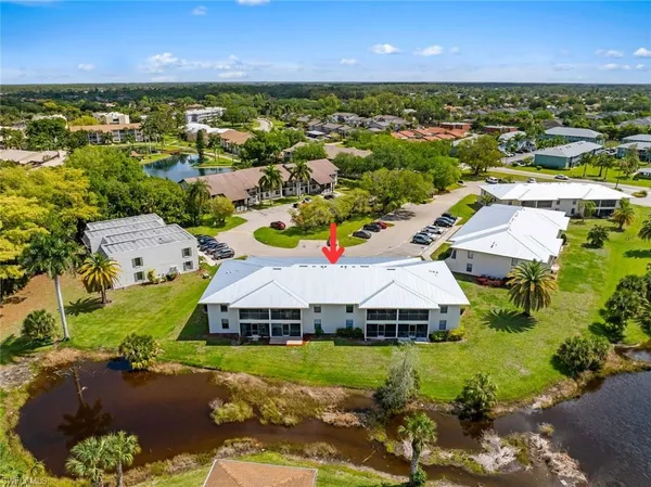 $2,000 | 151 Cypress Way East, Unit D3, Naples, FL 34110