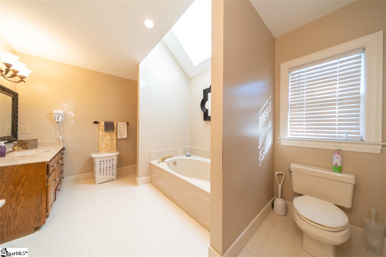 9 Silver Ridge Court Greer, SC 29651 - Photo 20 of 33
