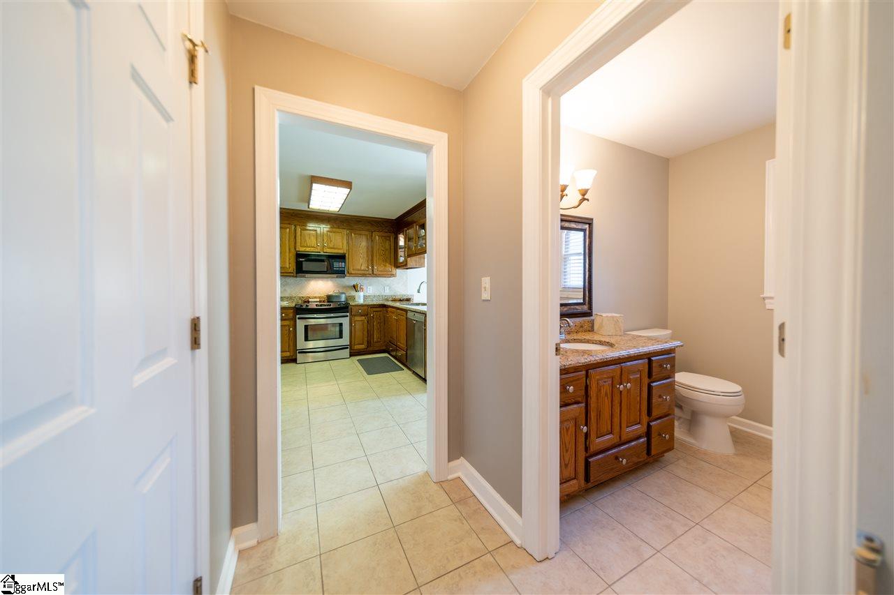 9 Silver Ridge Court Greer, SC 29651 - Photo 10 of 33