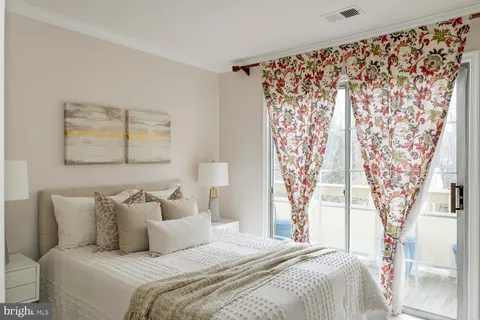 $350,000 | 2224 Springwood Drive, Unit J, Reston, VA 20191