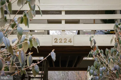 $350,000 | 2224 Springwood Drive, Unit J, Reston, VA 20191