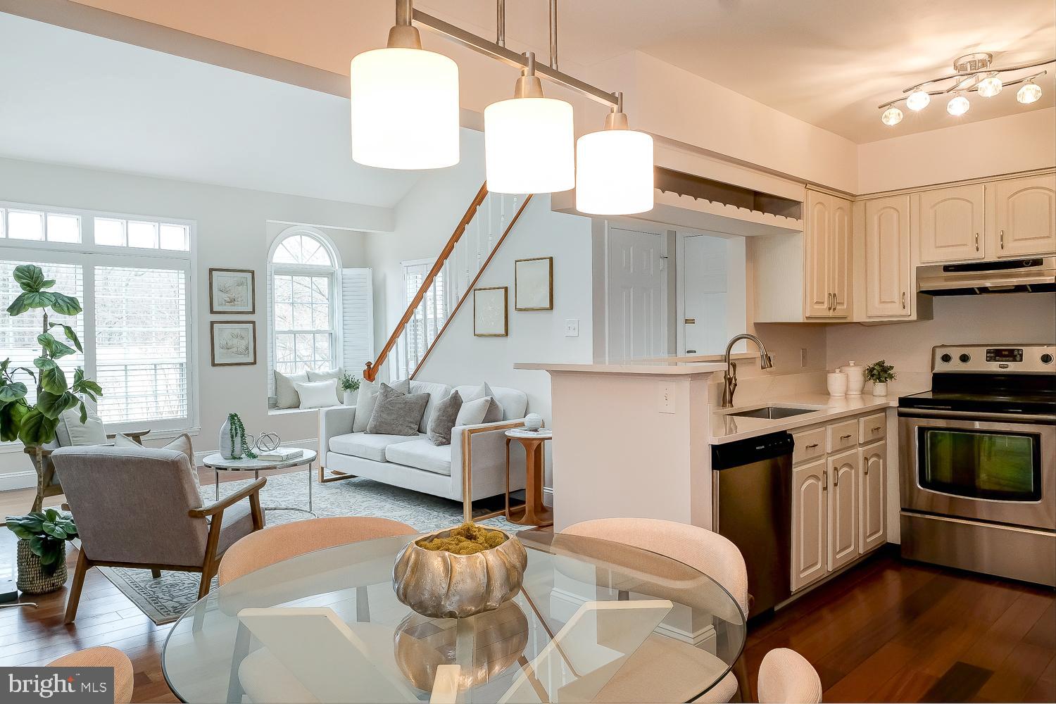 2224 Springwood Drive, Unit J Reston, VA 20191 - Photo 7 of 28