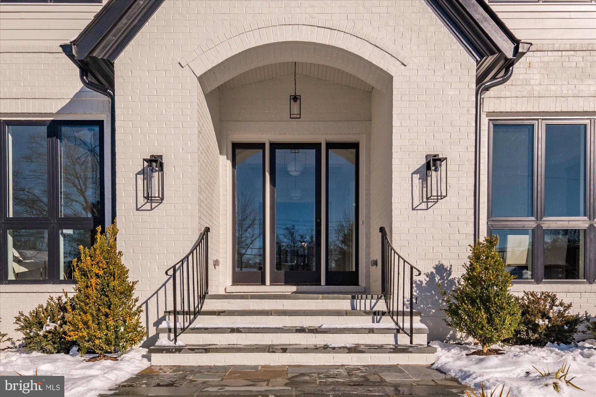 6928 Whitehall Place McLean, VA 22101 - Photo 6 of 77