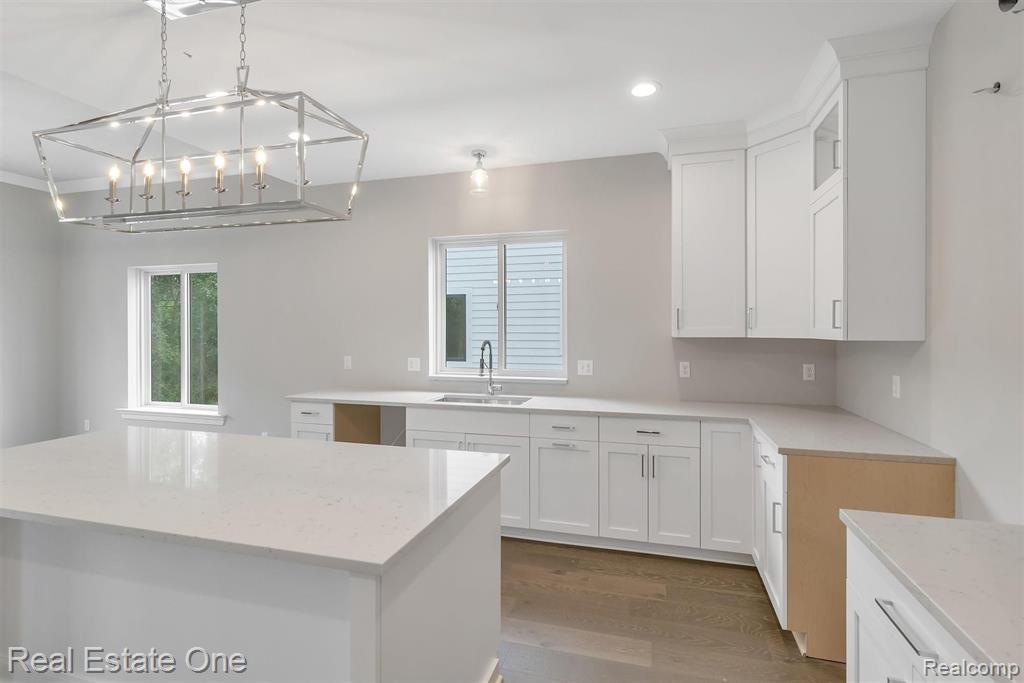279 West Tienken Road Rochester Hills, MI 48306 - Photo 11 of 43